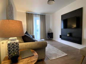 2 Bed Apartment - Near to Sherwood Forest